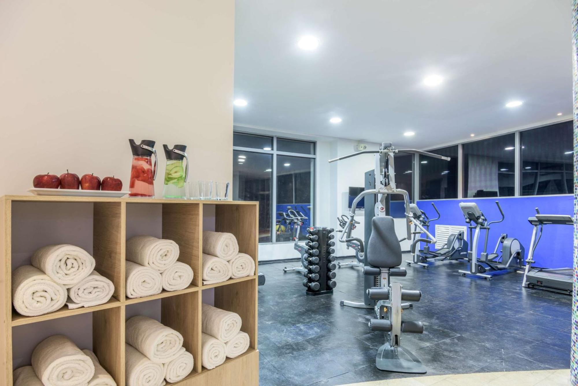 Nh Collection Royal Smartsuites Barranquilla  Zewnętrze zdjęcie